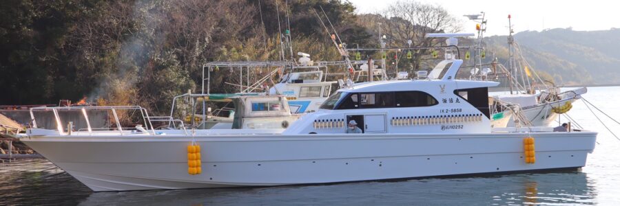 諏訪丸 石川県輪島市 外浦の釣り船 Suwamaru